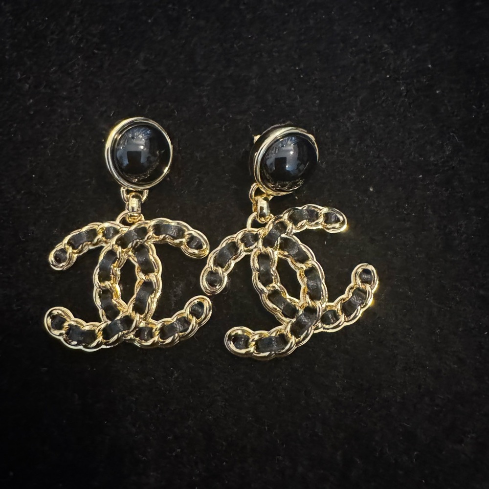 Chanel Gold and Black Tweed Interlock CC Earrings - Picture 2 of 6